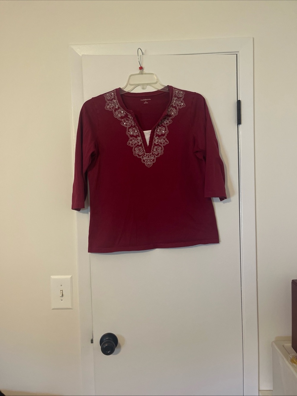 Croft and barrow womens tops large Burgundy